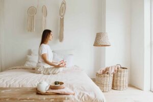 Een rustgevende slaapkamer zorgt voor een betere nachtrust