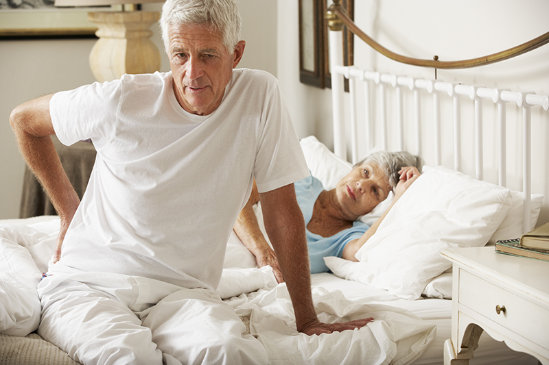 Rugklacten en chronische pijn verminderen met een goed matras